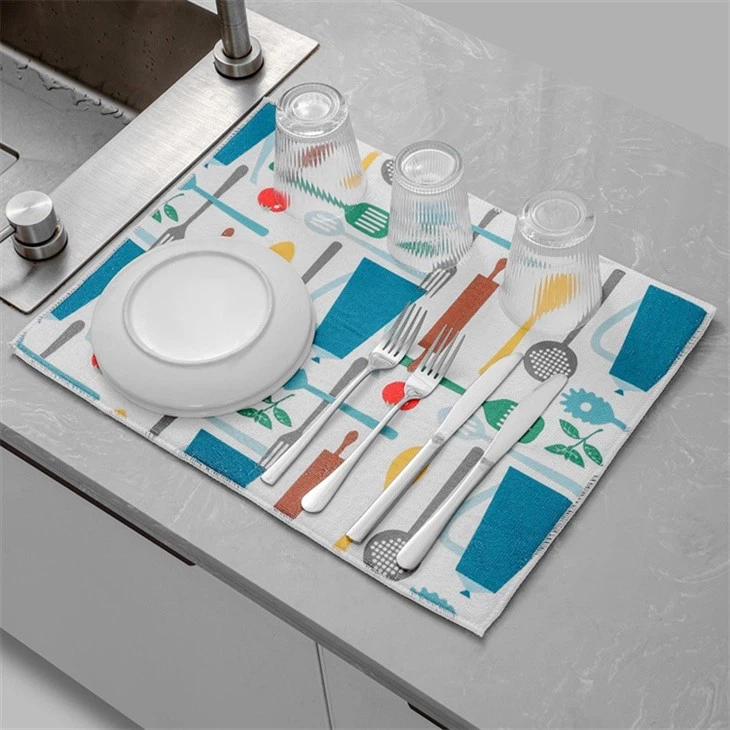Microfiber & Sponge Heat Insulation Kitchen Decor Drying Mat